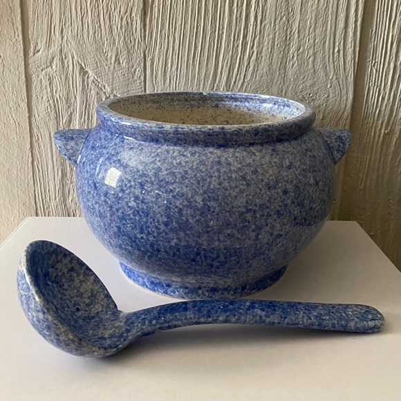 Large Gailstyn-Sutton Bleu Cordon Blue Speckled Soup Tureen With Ladle - Picture 11 of 16